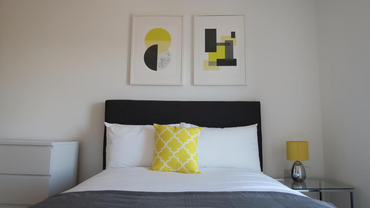 Quay Apartments Clarence House ニューポート エクステリア 写真