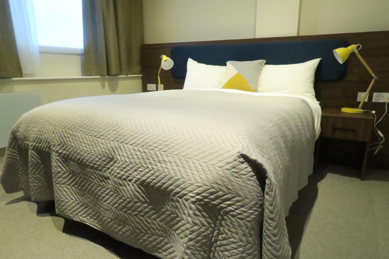 Quay Apartments Clarence House ニューポート エクステリア 写真