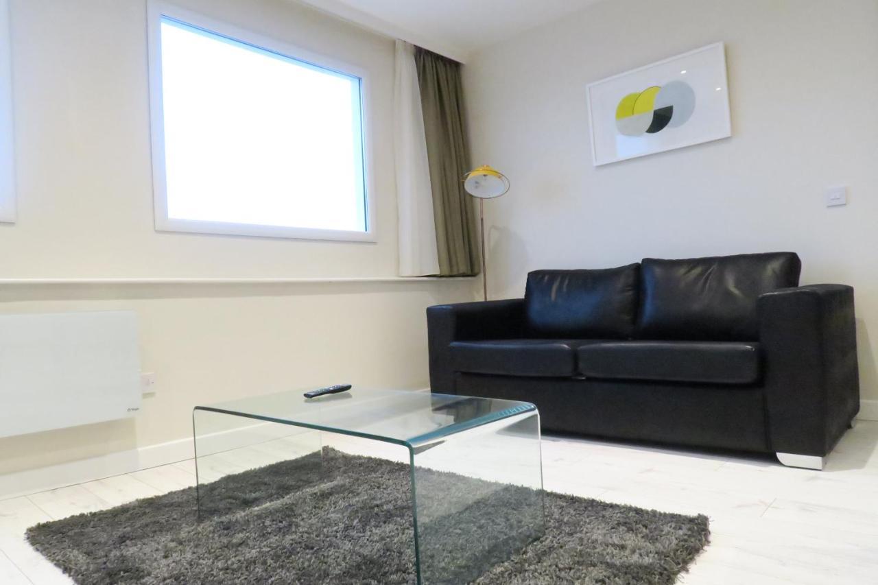 Quay Apartments Clarence House ニューポート エクステリア 写真
