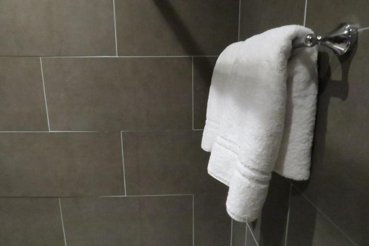 Quay Apartments Clarence House ニューポート エクステリア 写真